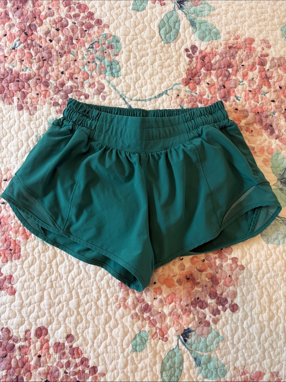 Lululemon Hotty Hots
